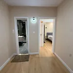 Guest house Prime Location - Shared Bath